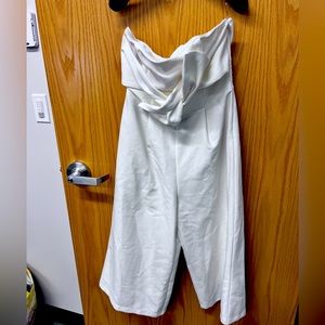 NWT. White back cutout 3/4 romper